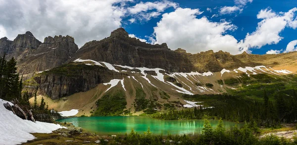 冰山湖蒙大拿州 — 图库照片