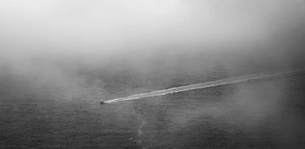 Brouillard sur la côte du Pacifique — Photo