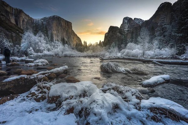 Τοπίο από το εθνικό πάρκο Yosemite — Φωτογραφία Αρχείου