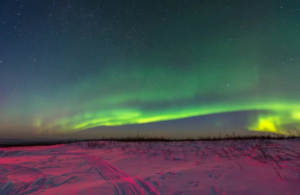 Aurora, otroliga natur ljus i Alaska — Stockfoto