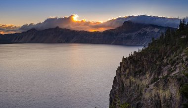 Krater Gölü yaz aylarında, Oregon