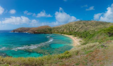Hanauma Bay güzel gökyüzü ile