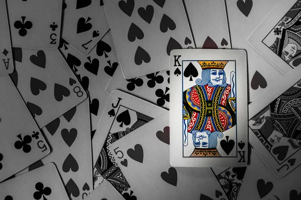 Лидер покерных карт — стоковое фото