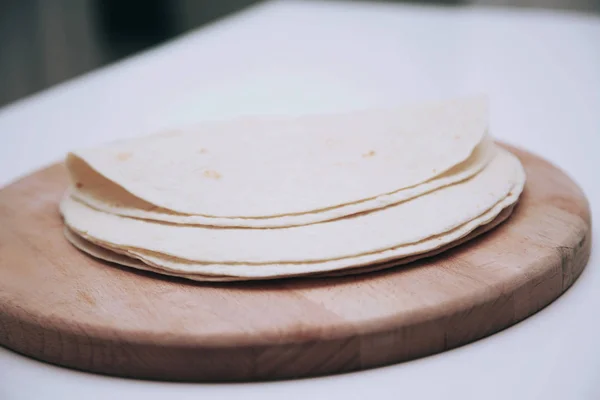 Tortilhas mexicanas isoladas — Fotografia de Stock