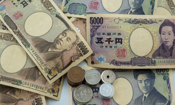 日元纸币和日元硬币换货币概念背景 — 图库照片
