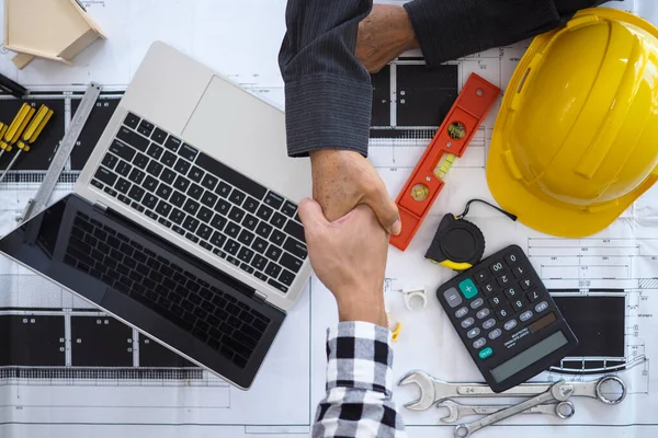 Contractor Desk Engineering Team Owner Engineer Check Hand Have Drawing — Stock Photo, Image