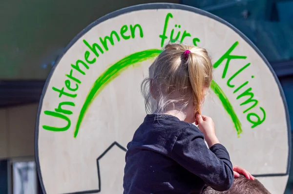 Climate protection company future of our children in German
