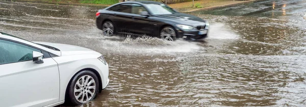 Panorama Flood op de straat — Stockfoto