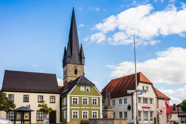 Marknadsplats i Baunach Bayern Tyskland — Stockfoto