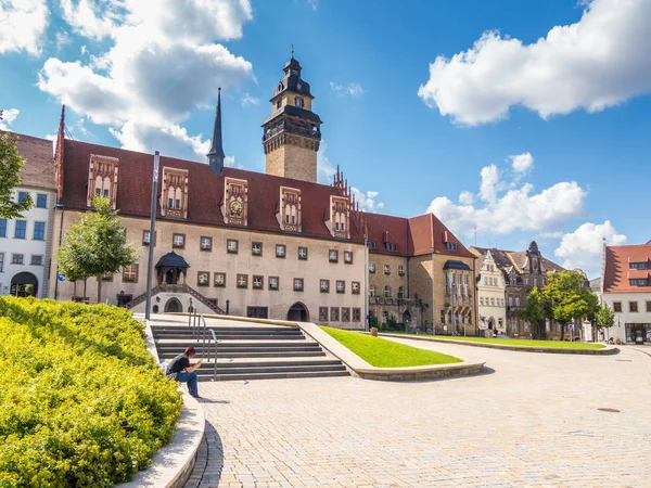 Zeitz Rathausplatz avec la vieille mairie — Photo