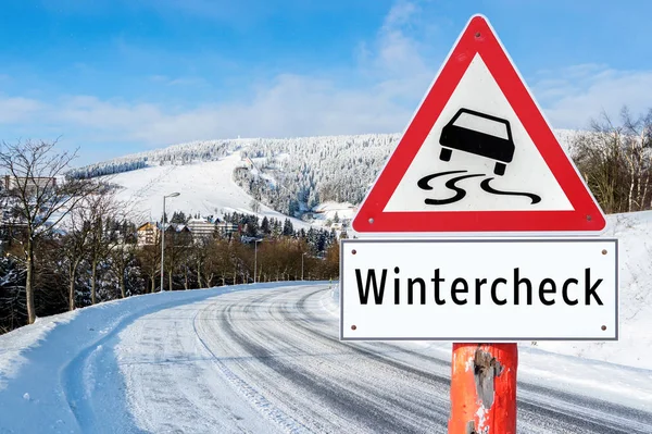 Aufmerksamkeit wintercheck Zeichen Bild — Stockfoto