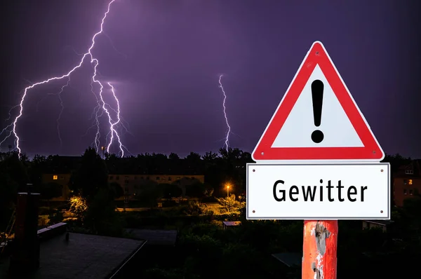 Attention thunderstorms shield in german — 스톡 사진
