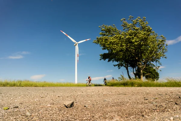 Renewable energy wind turbine — Stock Photo, Image