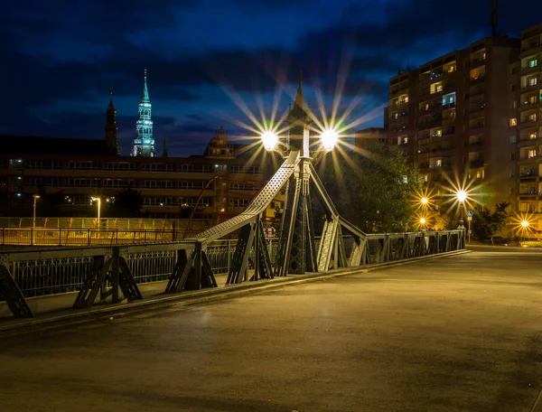 Райский мост в Цвиккау ночью — стоковое фото