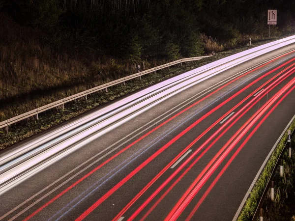 Iluminación borrosa en la autopista — Foto de Stock