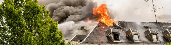 Panorama roof truss fire — 스톡 사진