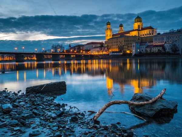 Passau på stranden av Inn — Stockfoto