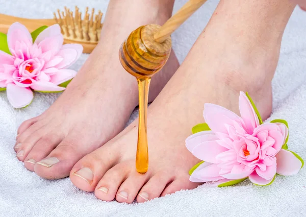 Panorama van een voet honing massage — Stockfoto