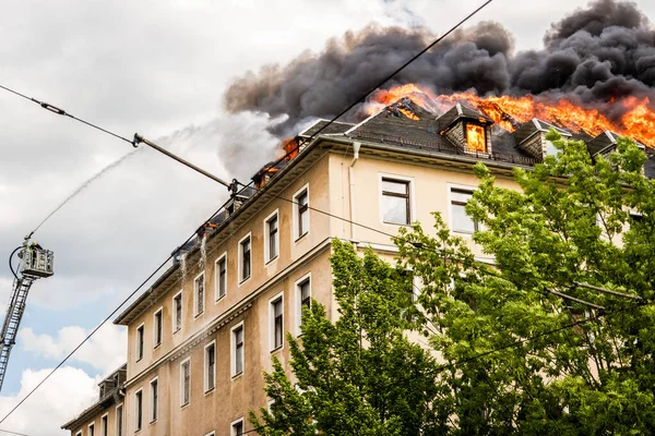 Roof truss fire in a house — Stock Photo, Image