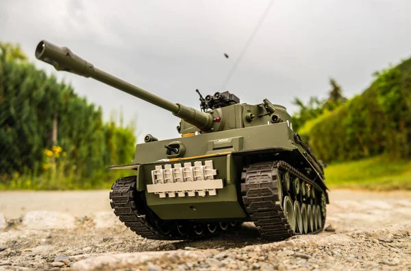Rc Tank on the Field — 스톡 사진