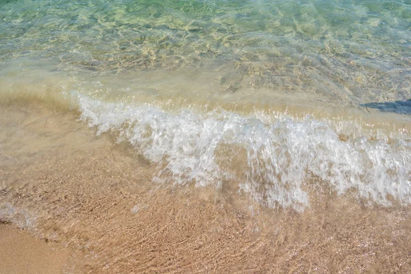 Olas en la playa — Foto de Stock