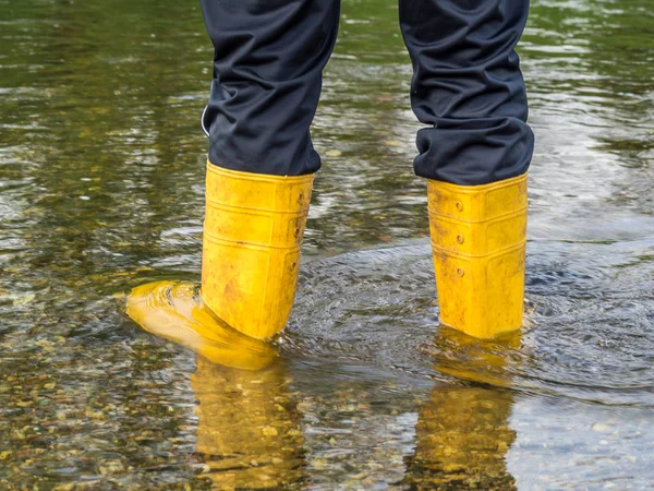 Stiefel im Hochwasser — Stockfoto