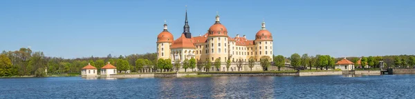 Замок Панорама Моріцбург у Німеччині. — стокове фото