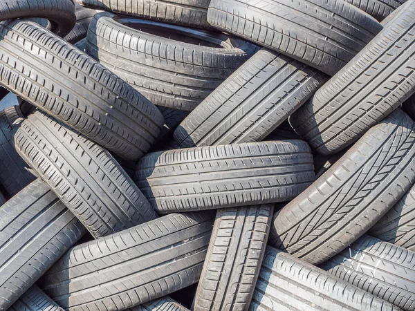 Recycle used tires with rubber — Stock Photo, Image