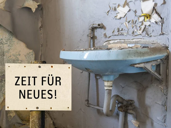 Old sink time for something new in German — Stockfoto