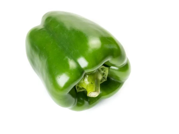Green Paprika изолированный фон — стоковое фото