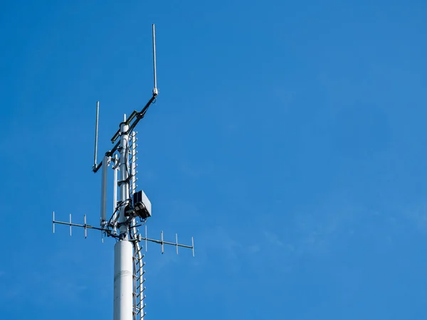 Onda elétrica de antena de risco de eletrosmog — Fotografia de Stock