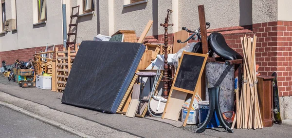 Panoráma Tömeges hulladék az utcán — Stock Fotó