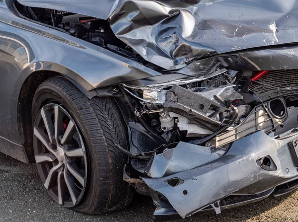 Accidente de coche después de un accidente de tráfico — Foto de Stock