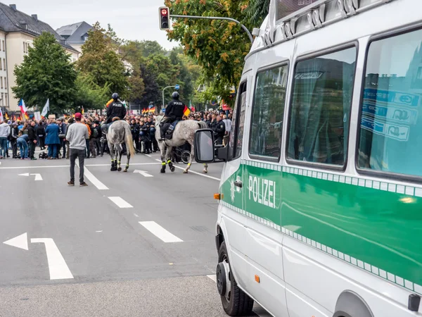 Αστυνομική επιχείρηση στη Γερμανία κατά τη διάρκεια διαδήλωσης — Φωτογραφία Αρχείου