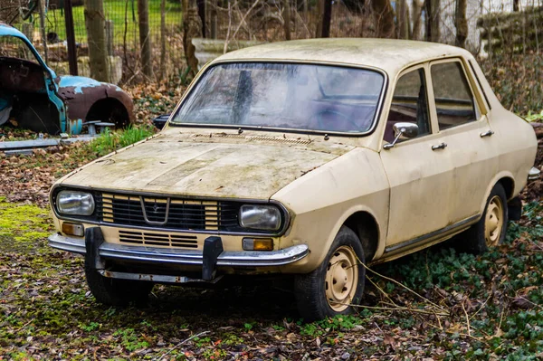 Oud Roemenië Afbeelding van achtergrond auto — Stockfoto