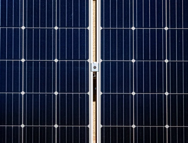 Detailní solární panel fotovoltaického systému — Stock fotografie