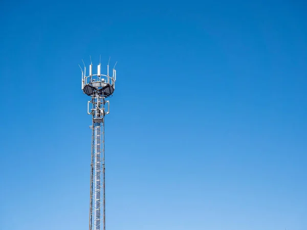 Ondas elétricas de antena de risco de eletrosmog — Fotografia de Stock