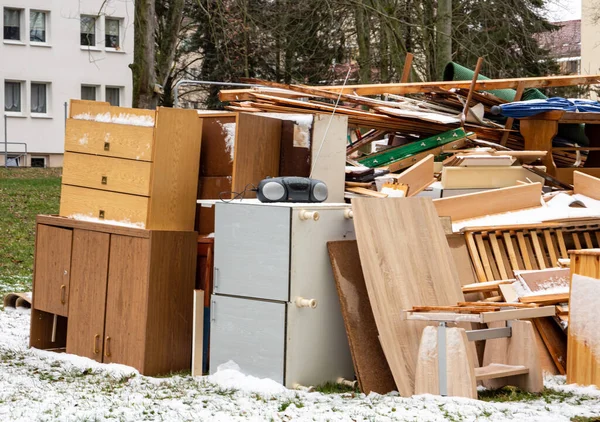 Sperrmüllabfuhr Winter — Stockfoto