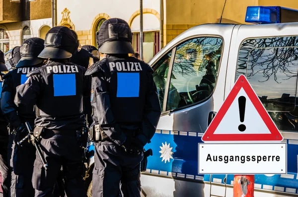 Попереджувальний Знак Поліції Німеччині — стокове фото