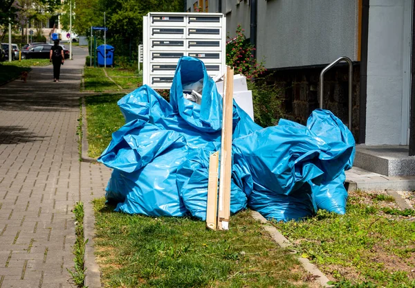 Remont Worków Śmieci Budynku — Zdjęcie stockowe