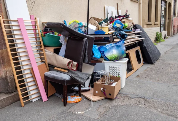 Collecte Volumineuse Des Ordures Ménagères Dans Rue — Photo