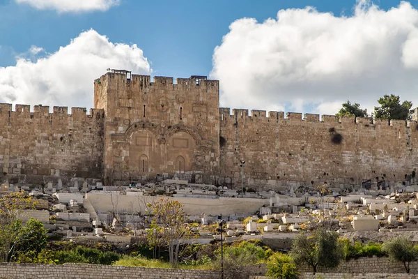 De golden gate in Jeruzalem, Israël — Stockfoto