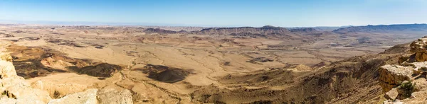 Panorama z Makhtesh Ramon na pustyni Negev, Izrael — Zdjęcie stockowe