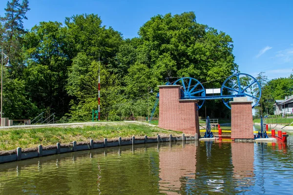 Kanalen Elblag, historiska monument av hydro-engineering, Polen — Stockfoto