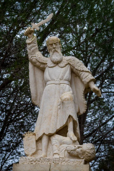 Άγαλμα του Προφήτη Ηλία στην Μονή Muhraqa Mount Carmel, το Ισραήλ — Φωτογραφία Αρχείου