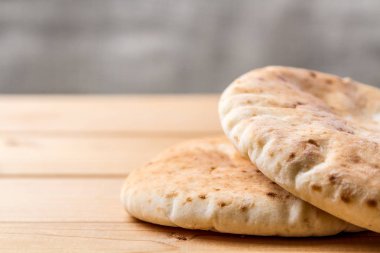 Pide, Arapça ekmek