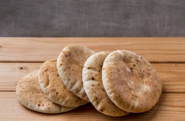 Pide, Arapça ekmek
