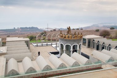 İsa ve Oniki Havariler, Domus Galilaeae İsrail heykelleri