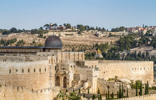 The Al-Aqsa Mosque in Old City of Jerusalem, Israel — Stock Photo, Image