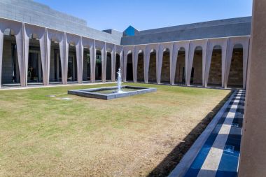 Domus Galilaeae, Taberiye İsrail iç avluda